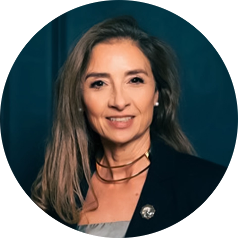 Jennifer Fondrevay headshot in circle